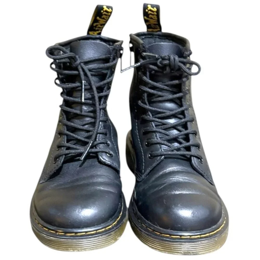 Dr. Martens 1460 J Pascal Leather Lace Up Boots in Black Kids Size 2